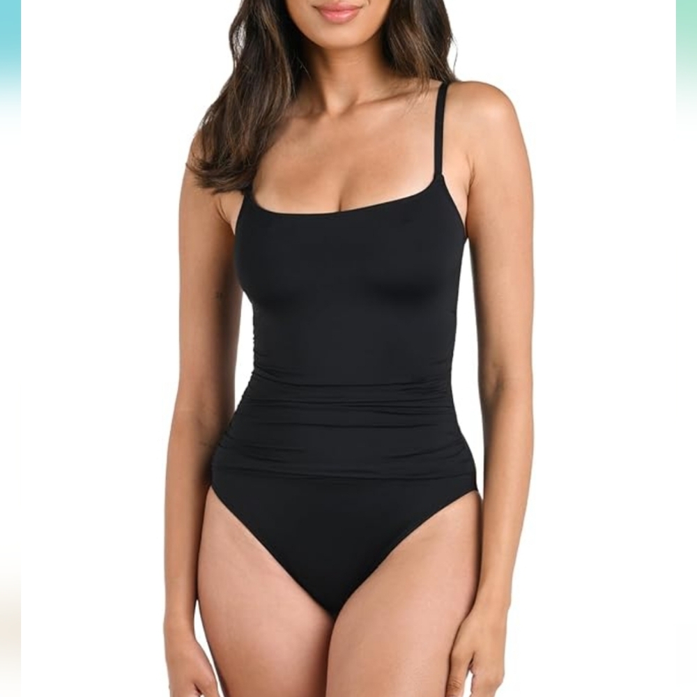 LA BLANCA PLUS SIZE Elegant Black Women's Swimsuit